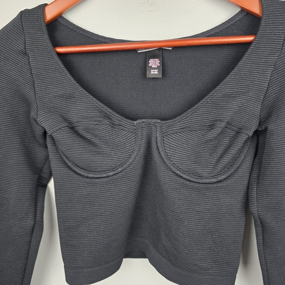 VICTORIA'S SECRET Crop Top‎ Underwire Long Sleeve Black Womens Size S Going Out - Picture 4 of 11
